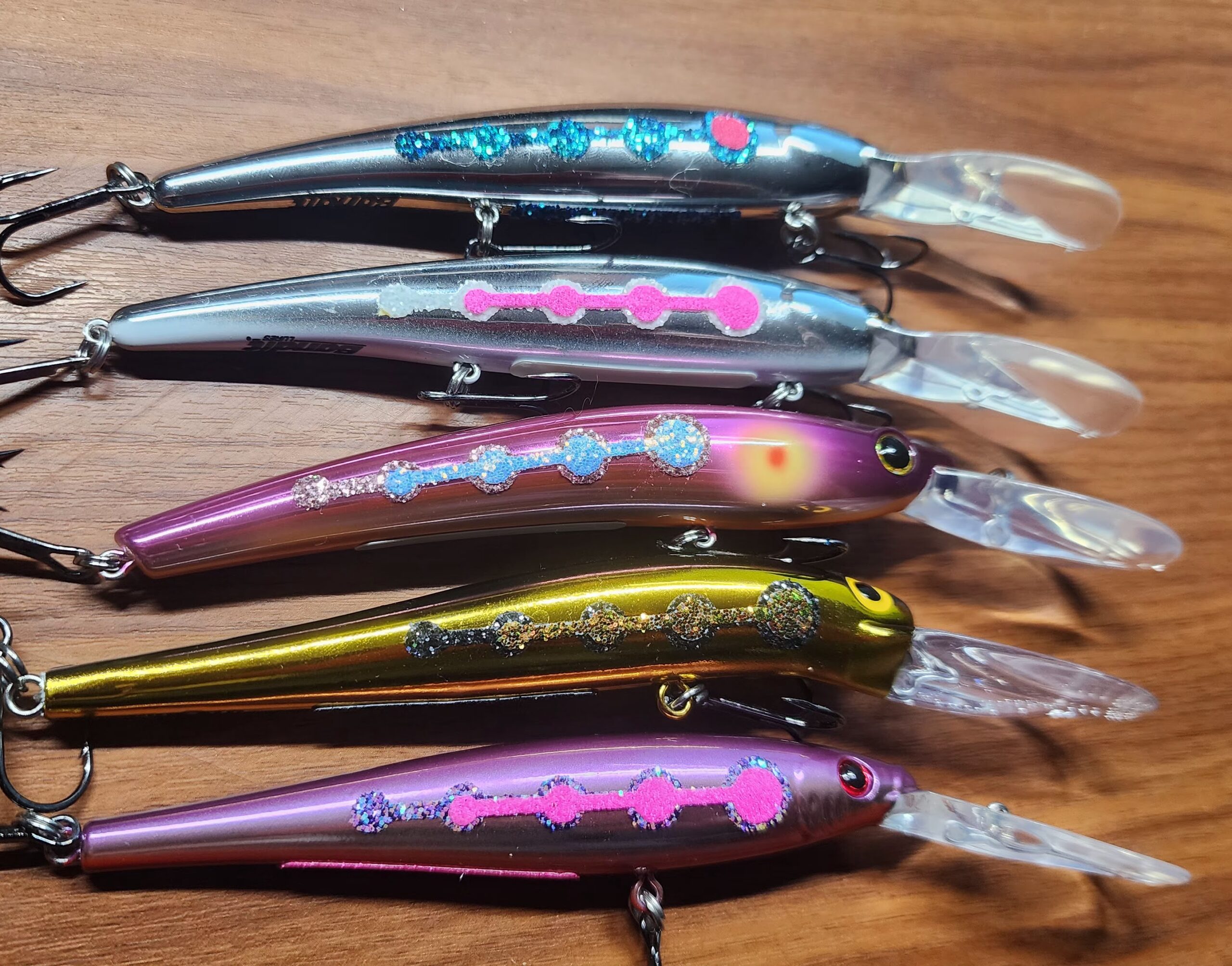 TAPE CUTS: BEAD-CHAINS & BELLY STRIPS